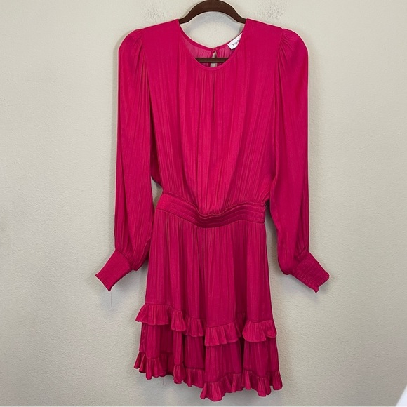 EVEREVE‎ Satin Pleated Long Sleeve Tiered Mini Dress Raspberry Pink Size Small - Picture 2 of 11